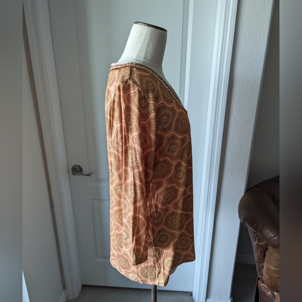 NWT Soft Surroundings Orange Melon Print with Beaded V-Neckline - Picture 7 of 8